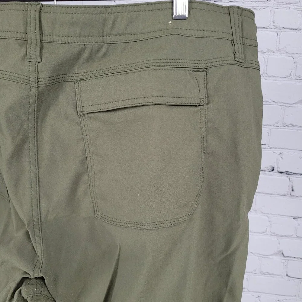 PrAna Green Breathe Nylon Stretch Lightweight Snap Cuff Cargo Pants Size (40x30)